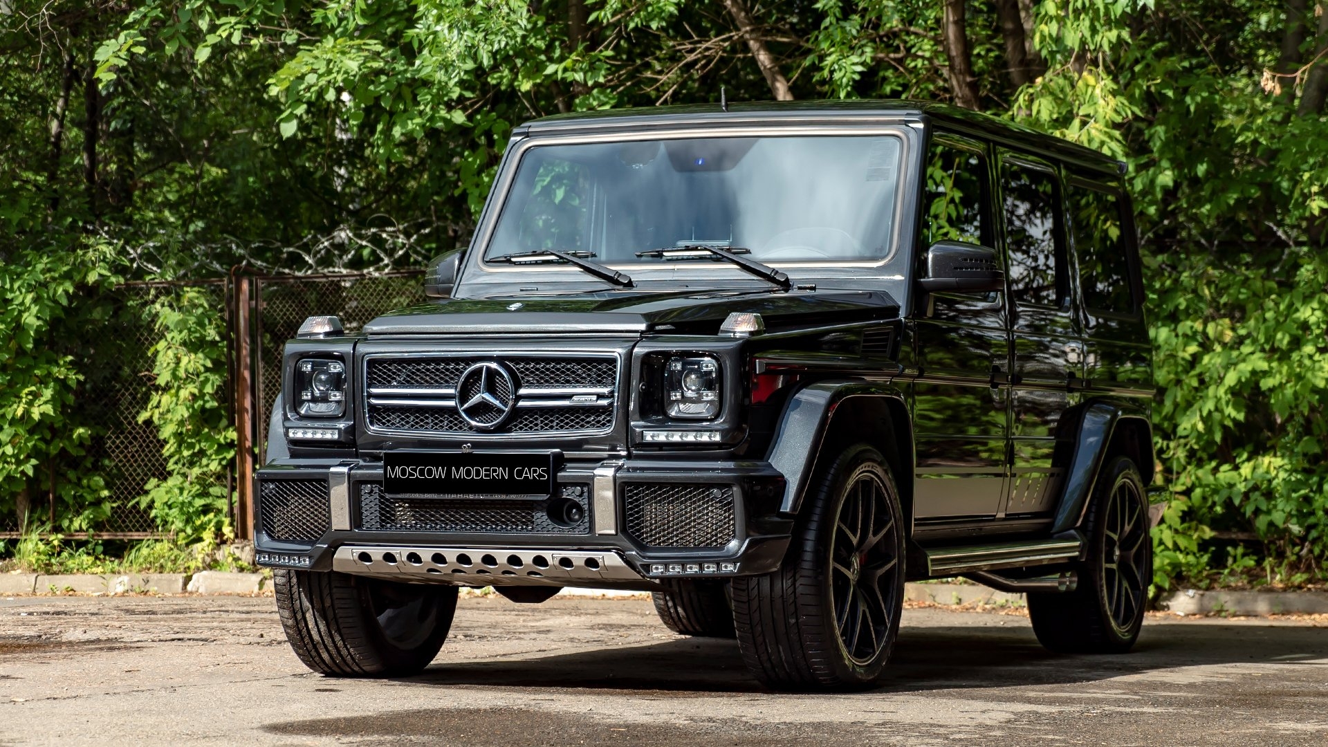 Обои гелик. Mercedes g63 2000. Mercedes-Benz g63 AMG 2013 Black. Gelandewagen g63. Мерс g63s AMG.