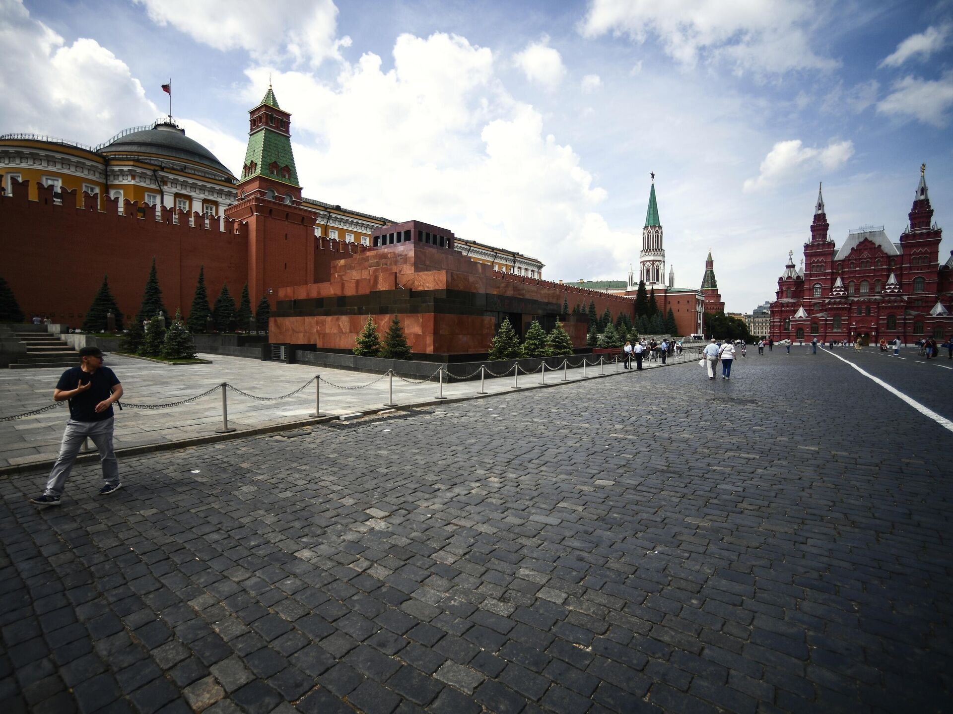 Площадь москвы фото. Музей Ленина в Москве на красной площади. Музей Ленина в Москве на красной площади фото. Андрей Горский красная площадь мавзолей.