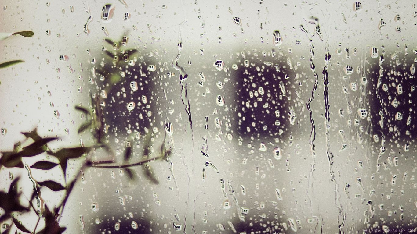 Дождь за окном обои