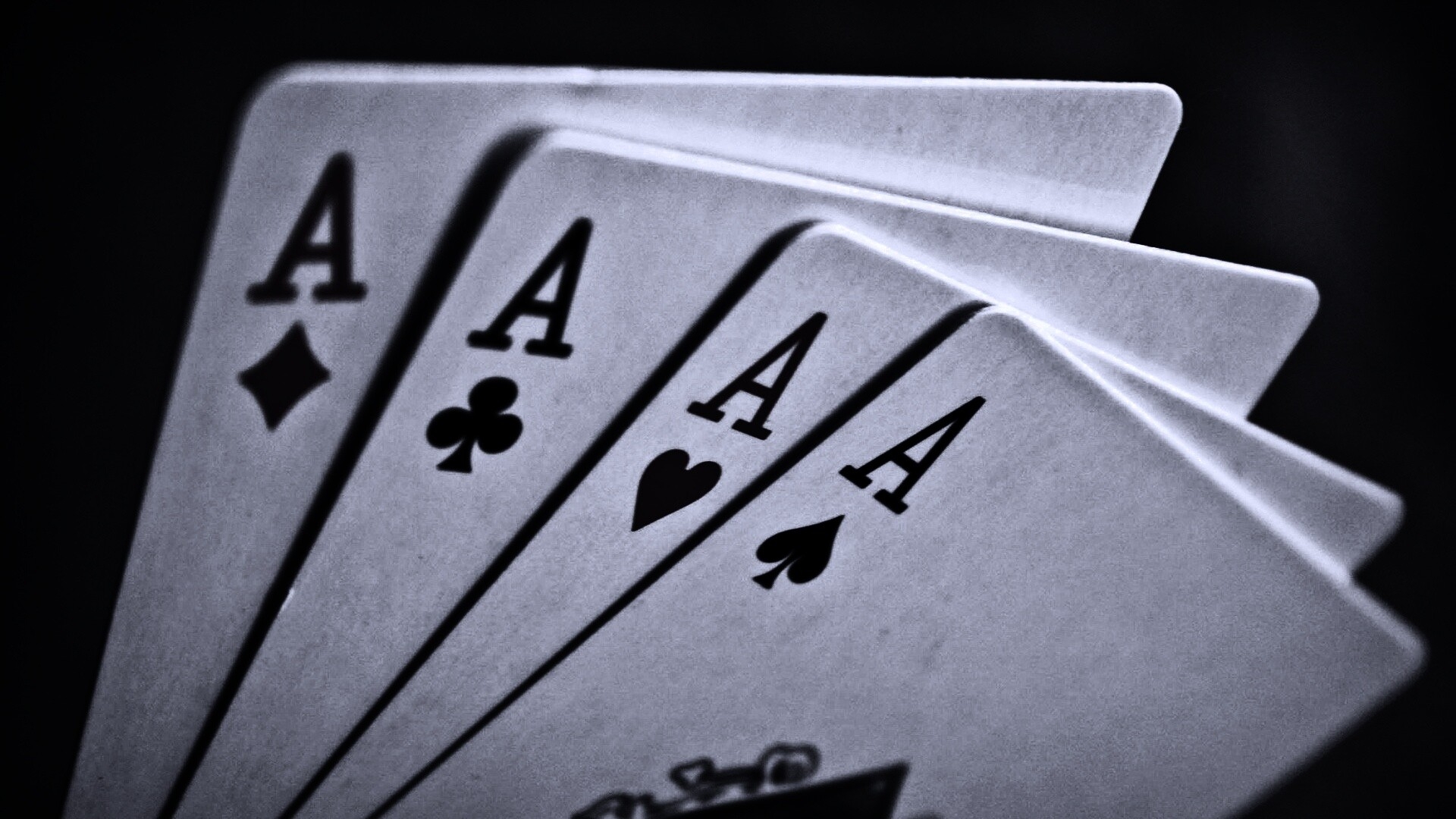 4 Туза в покере