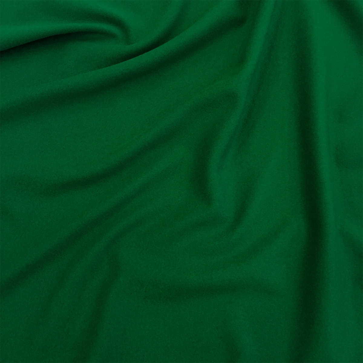Ткань зеленая с цветами. Зеленая ткань. Зеленый цвет ткани. Темно зеленая ткань. Оттенки зеленого в тканях.
