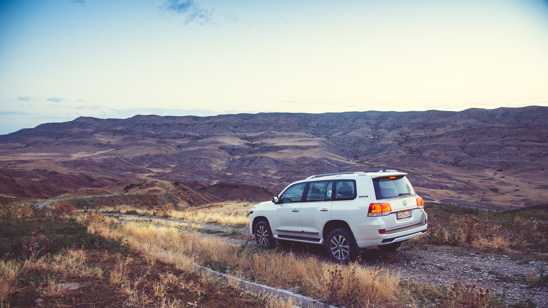 Toyota Land Cruiser 200 Winter