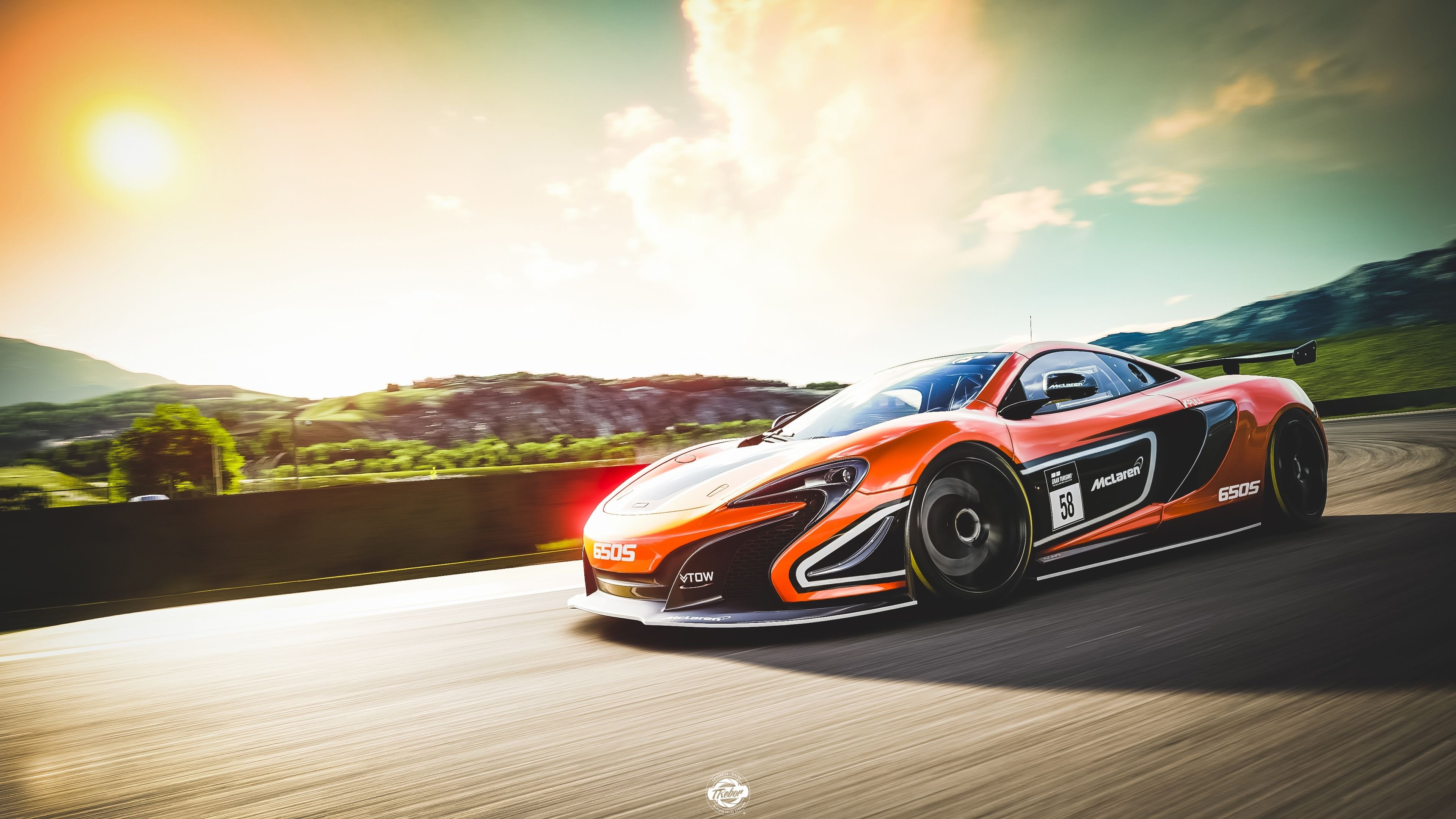 MCLAREN p1 вид сбоку