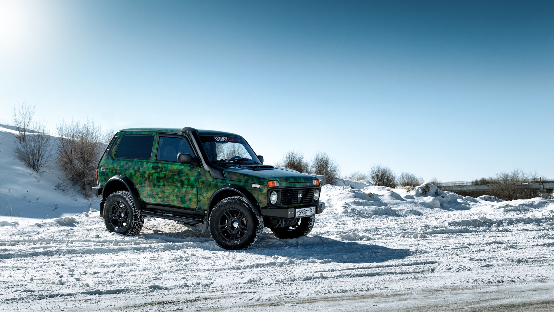 Нива спб. Нива 4на4 цвет изумруд. Нива 4х4 Тайга бирюзовая. Niva Power 4x4. Drive2 Нива 2121 Рысь.