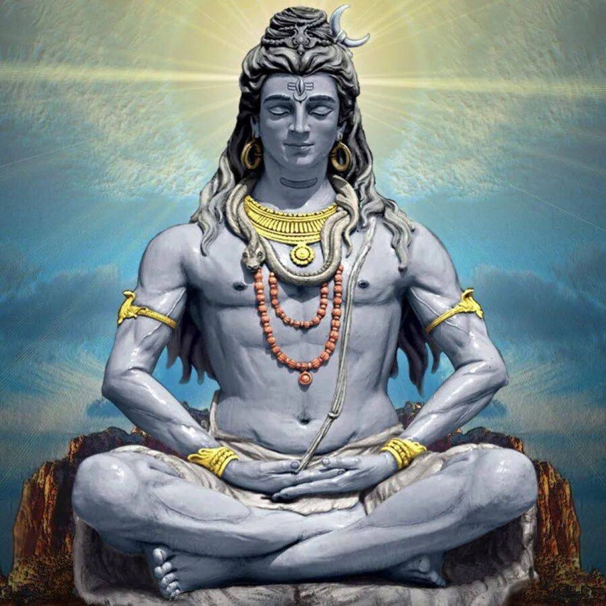 Бог украсил. Рудра Шива статуя. Бог Шива в Индии. Ишана-Рудра-Шива.. Рудра Индуистский Бог.